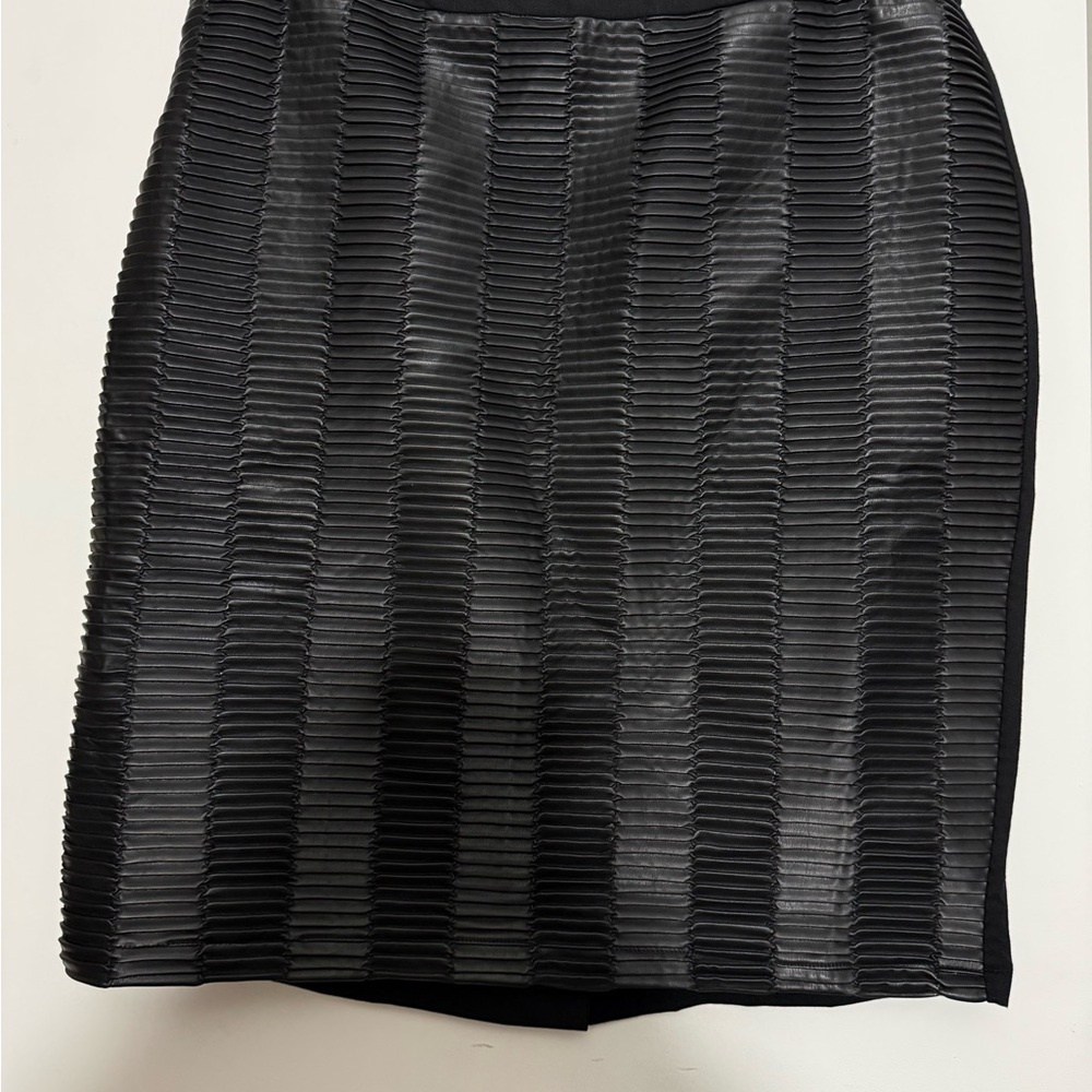 Ashley Stewart Black Textured Pencil Skirt - Classic Women's Skirt